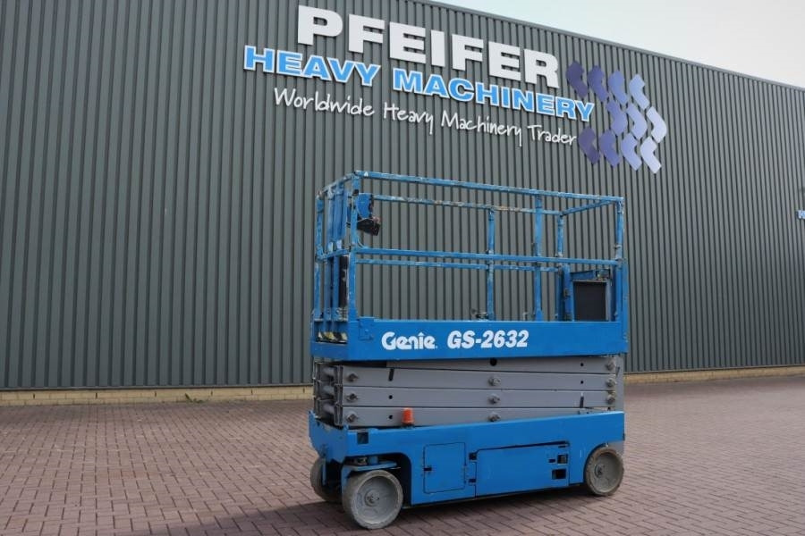 Genie GS2632 Electric, 10m Working Height, Non Marking T - Scissor lift: picture 1 Genie GS2632 Electric, 10m Working Height, Non Marking T - Scissor lift: picture 1