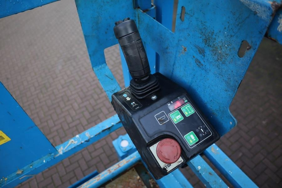 Genie GS4069DC Electric, 14m Working Height, 363kg Capac - Scissor lift: picture 5 Genie GS4069DC Electric, 14m Working Height, 363kg Capac - Scissor lift: picture 5