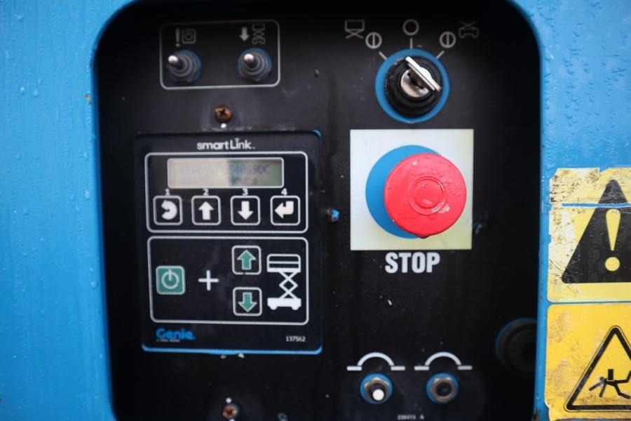 Genie GS4069DC Electric, 14m Working Height, 363kg Capac - Scissor lift: picture 4 Genie GS4069DC Electric, 14m Working Height, 363kg Capac - Scissor lift: picture 4