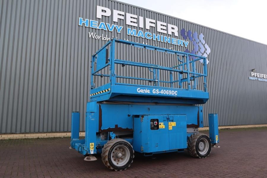 Genie GS4069DC Electric, 14m Working Height, 363kg Capac - Scissor lift: picture 1 Genie GS4069DC Electric, 14m Working Height, 363kg Capac - Scissor lift: picture 1