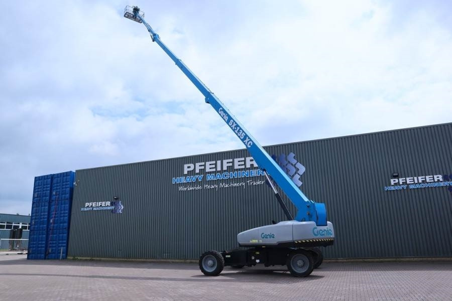 Genie SX135XC Diesel, 43m Working Height, 27.5m Reach, B - Telescopic boom: picture 2 Genie SX135XC Diesel, 43m Working Height, 27.5m Reach, B - Telescopic boom: picture 2