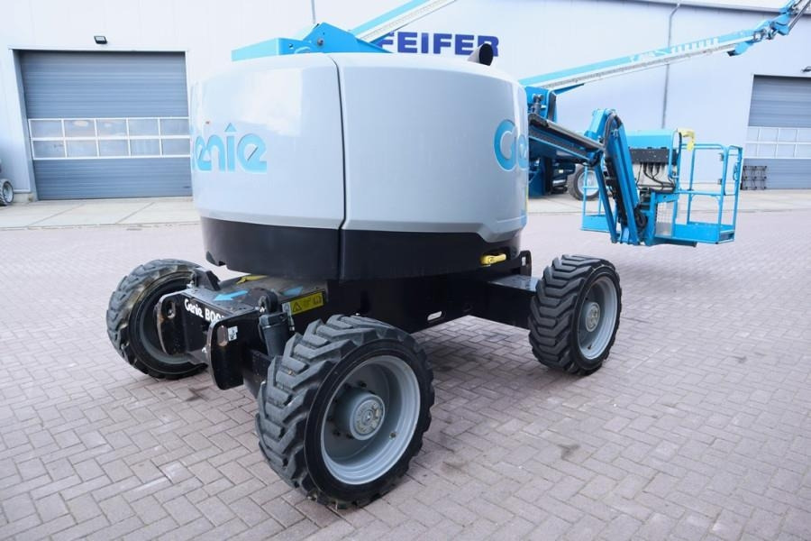 Genie Z45/25XC Guarantee! Diesel, 4x4 Drive, 16m Working - Articulated boom lift: picture 2 Genie Z45/25XC Guarantee! Diesel, 4x4 Drive, 16m Working - Articulated boom lift: picture 2