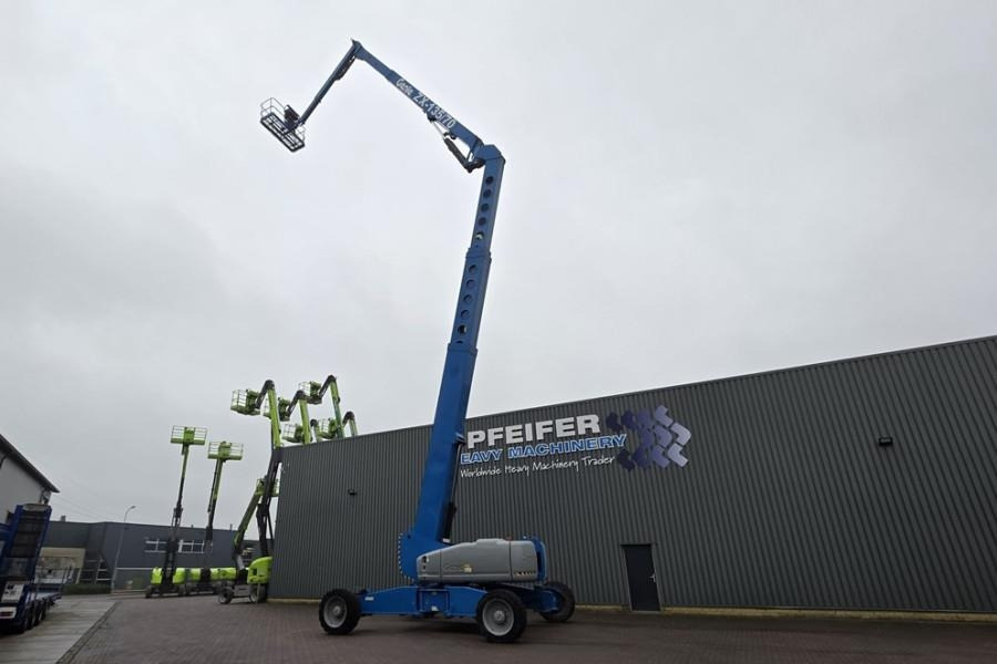Genie ZX135/70 Diesel, 4x4x4 Drive, 43m Lifting Height, - Articulated boom lift: picture 3 Genie ZX135/70 Diesel, 4x4x4 Drive, 43m Lifting Height, - Articulated boom lift: picture 3