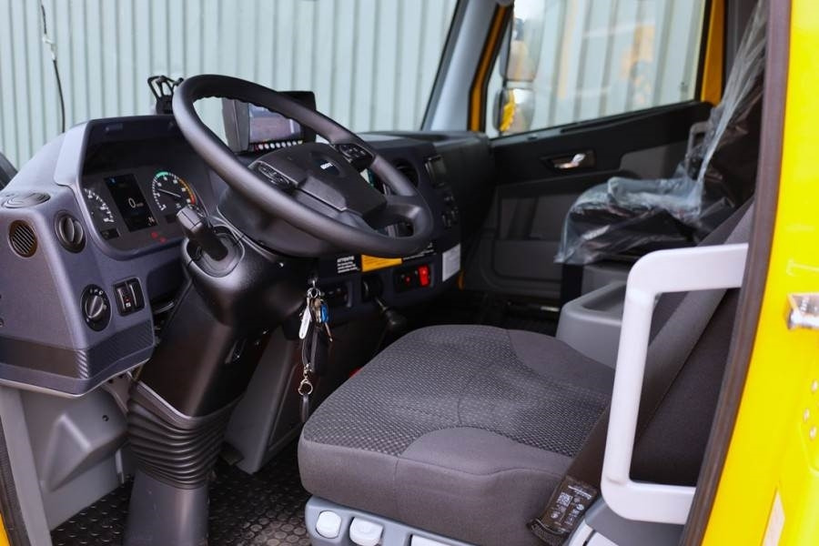 Grove GMK5250XL-1 Available For Rent, Dutch Registration  - All terrain crane: picture 4 Grove GMK5250XL-1 Available For Rent, Dutch Registration  - All terrain crane: picture 4