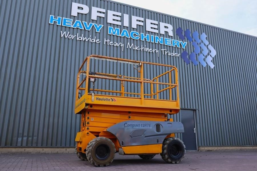 Haulotte Compact 12RTE Electric, 12m Working Height, 450kg - Scissor lift: picture 1 Haulotte Compact 12RTE Electric, 12m Working Height, 450kg - Scissor lift: picture 1