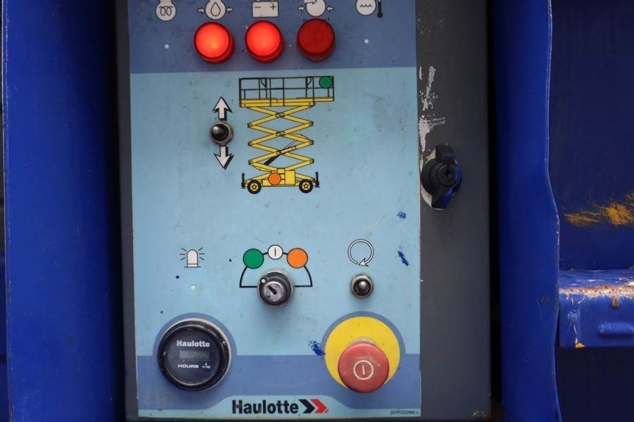 Haulotte H15SXL Diesel, 4x4 Drive, 15m Working Height, 500k - Scissor lift: picture 3 Haulotte H15SXL Diesel, 4x4 Drive, 15m Working Height, 500k - Scissor lift: picture 3