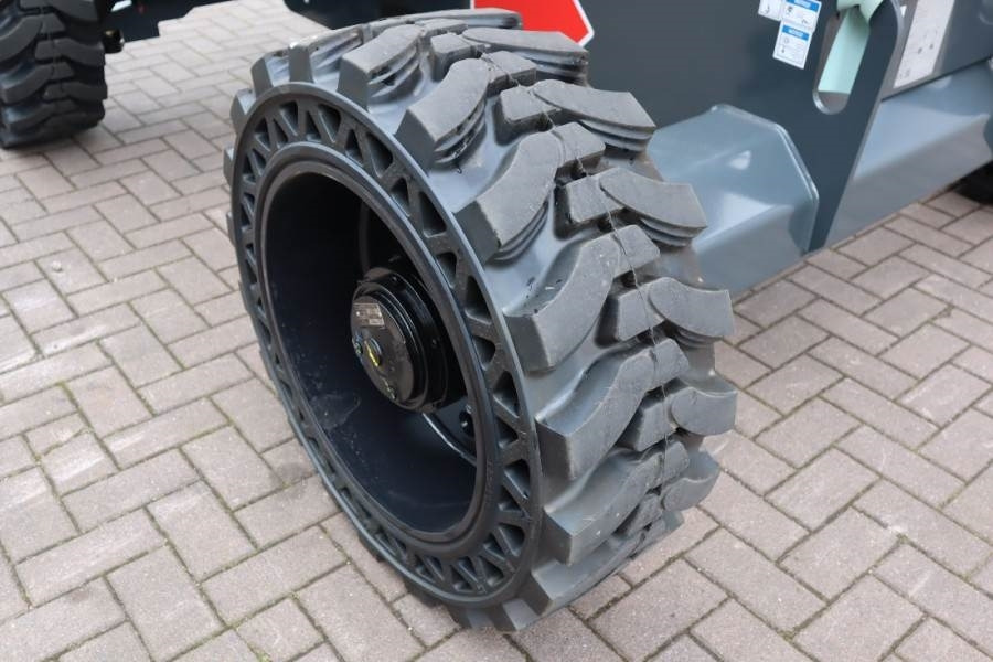 Haulotte HA16RTJ Valid Inspection, *Guarantee! Diesel, 4x4 - Articulated boom lift: picture 5 Haulotte HA16RTJ Valid Inspection, *Guarantee! Diesel, 4x4 - Articulated boom lift: picture 5