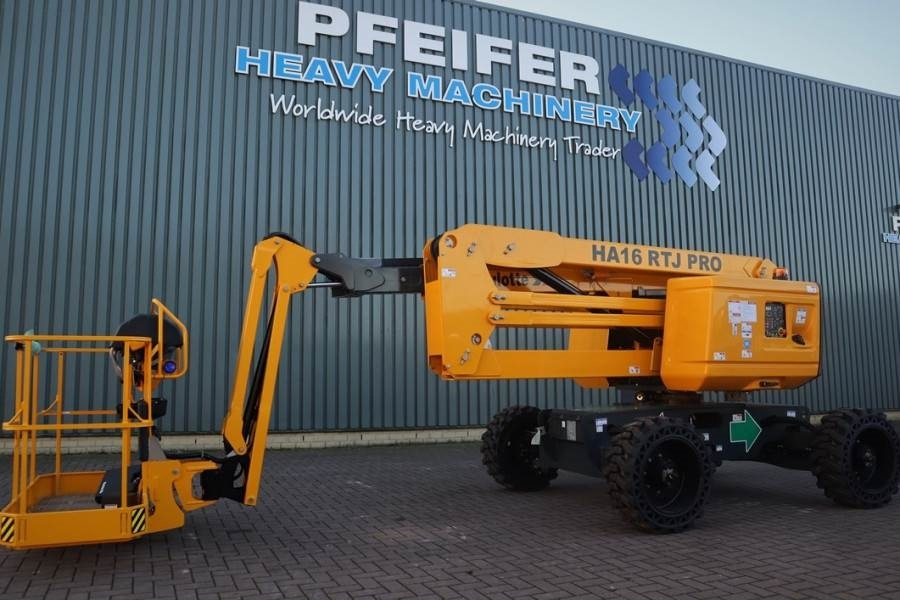 Haulotte HA16RTJ Valid Inspection, *Guarantee! Diesel, 4x4x - Articulated boom lift: picture 1 Haulotte HA16RTJ Valid Inspection, *Guarantee! Diesel, 4x4x - Articulated boom lift: picture 1