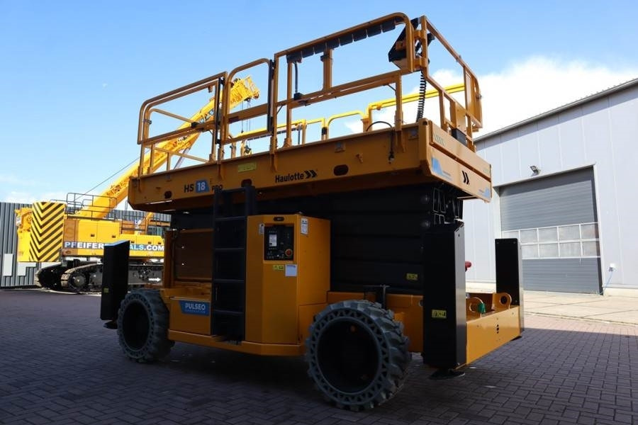 Haulotte HS18EPRO Valid Inspection, Electric 4x4 Drive, Ver  - Scissor lift: picture 2 Haulotte HS18EPRO Valid Inspection, Electric 4x4 Drive, Ver  - Scissor lift: picture 2