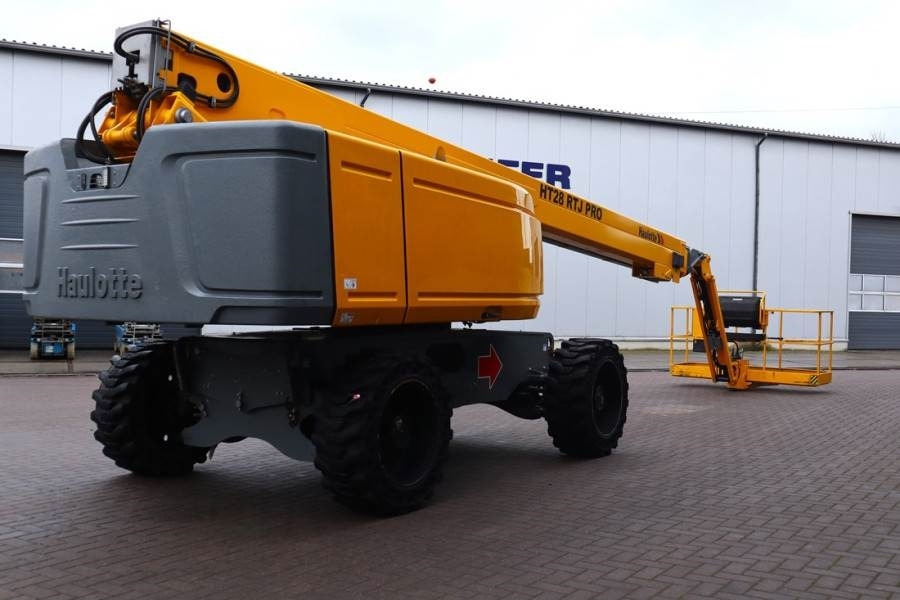 Haulotte HT28RTJ PRO Valid inspection, *Guarantee! 4x4x4 Dr - Telescopic boom: picture 2 Haulotte HT28RTJ PRO Valid inspection, *Guarantee! 4x4x4 Dr - Telescopic boom: picture 2