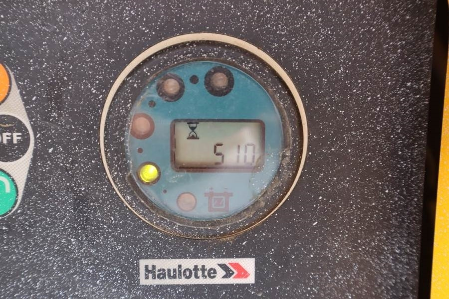 Haulotte STAR 10 Electric, 10m Working Height, 3m Reach, 20  - Scissor lift: picture 5 Haulotte STAR 10 Electric, 10m Working Height, 3m Reach, 20  - Scissor lift: picture 5