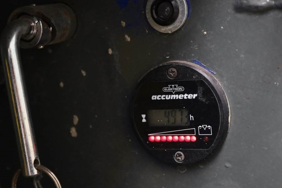 Holland Lift Ecostar HL-7814 Electric, 10m Working Height, 450k - Scissor lift: picture 5 Holland Lift Ecostar HL-7814 Electric, 10m Working Height, 450k - Scissor lift: picture 5