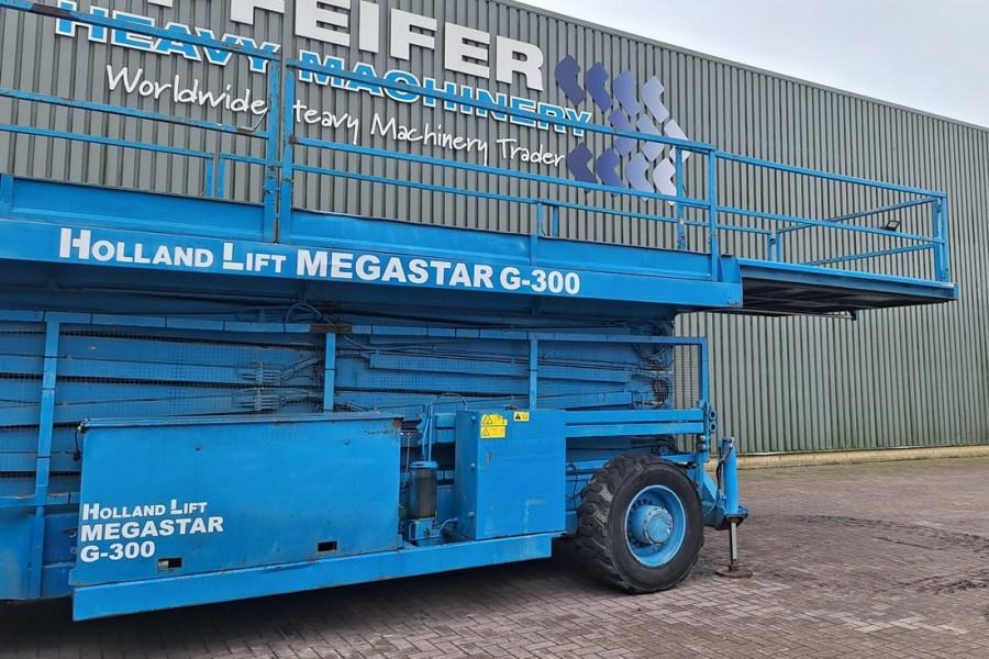 Scissor lift Holland Lift Megastar G300 Diesel, 4x4x4 Drive, 33.5m Working H: picture 9 Scissor lift Holland Lift Megastar G300 Diesel, 4x4x4 Drive, 33.5m Working H: picture 9