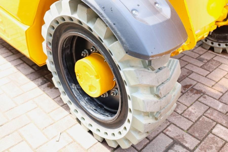 Telescopic handler JCB 525-60E Guarantee! Fully Electric, 2500kg Capacity: picture 16