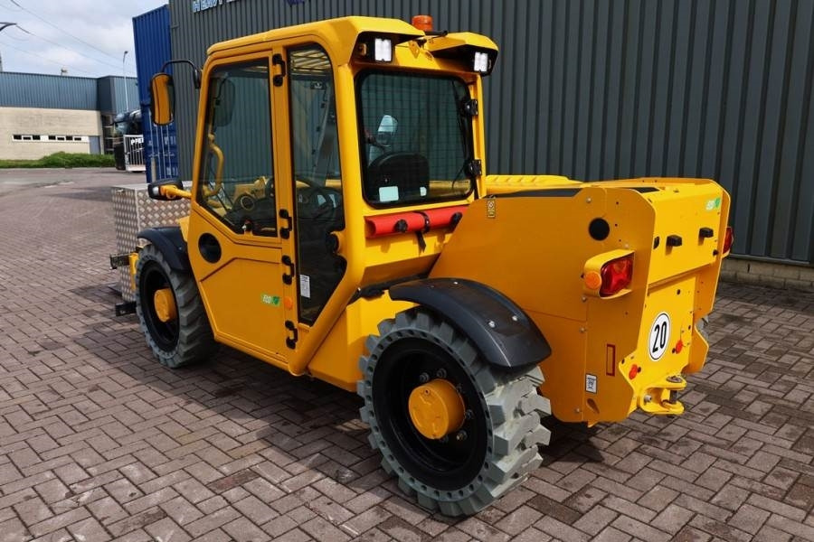 Telescopic handler JCB 525-60E Guarantee! Fully Electric, 2500kg Capacity: picture 8