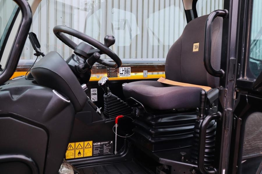 JCB 540V-140 Diesel Stage V, 4x4x4 Drive, 13.8m Liftin - Telescopic handler: picture 4 JCB 540V-140 Diesel Stage V, 4x4x4 Drive, 13.8m Liftin - Telescopic handler: picture 4