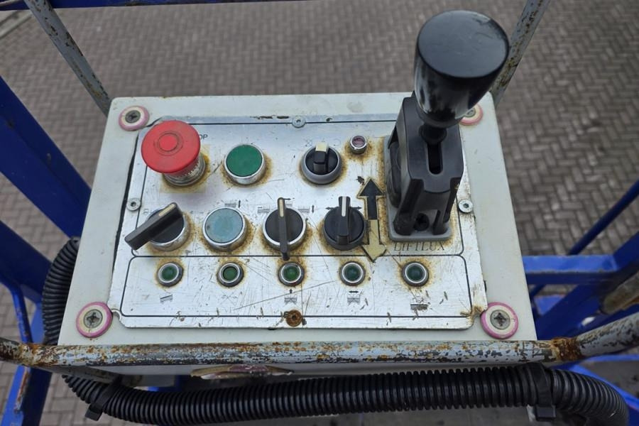 JLG 210-25 Diesel, 4x4 Drive, 23m Working Height, 1000 - Scissor lift: picture 5 JLG 210-25 Diesel, 4x4 Drive, 23m Working Height, 1000 - Scissor lift: picture 5