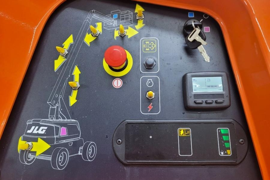 JLG 660SJ Quad Tracks Also Available For Rent, New, Di - Telescopic boom: picture 4 JLG 660SJ Quad Tracks Also Available For Rent, New, Di - Telescopic boom: picture 4