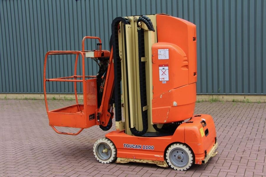 JLG Toucan 1100A As-Is, Electric, 11.1m Working Height - Articulated boom lift: picture 3 JLG Toucan 1100A As-Is, Electric, 11.1m Working Height - Articulated boom lift: picture 3