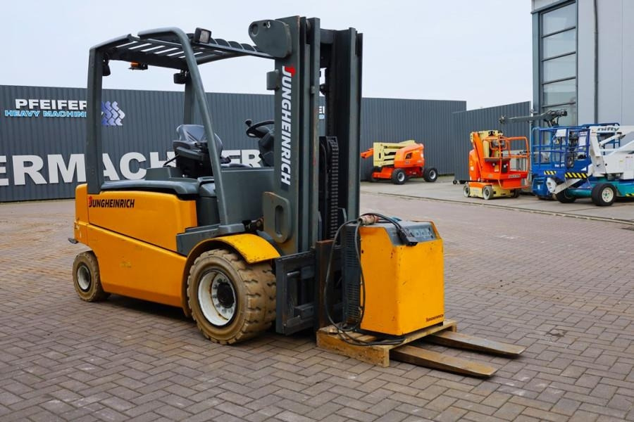 Leasing of Jungheinrich EFG550 Electric, 5000kg Capacity, Lifting Height 3  Jungheinrich EFG550 Electric, 5000kg Capacity, Lifting Height 3: picture 8