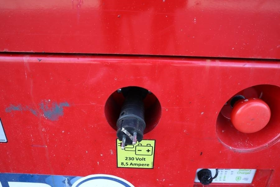 Magni ES1008E Valid inspection, *Guarantee!, Electric, 1 - Scissor lift: picture 5 Magni ES1008E Valid inspection, *Guarantee!, Electric, 1 - Scissor lift: picture 5