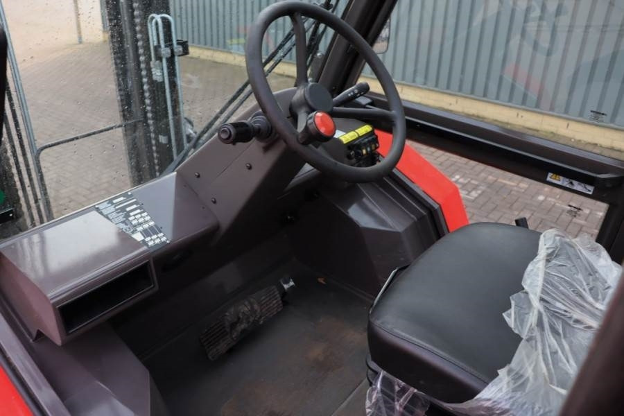Manitou M30-4 Valid inspection, *Guarantee! 4x4 Drive, 300 - Rough terrain forklift: picture 4 Manitou M30-4 Valid inspection, *Guarantee! 4x4 Drive, 300 - Rough terrain forklift: picture 4