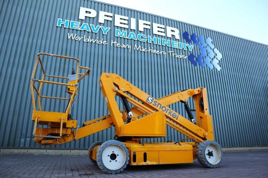 Snorkel A38E Electric, 13.5m Working Height, 6.1m Reach, 2 - Articulated boom lift: picture 1 Snorkel A38E Electric, 13.5m Working Height, 6.1m Reach, 2 - Articulated boom lift: picture 1