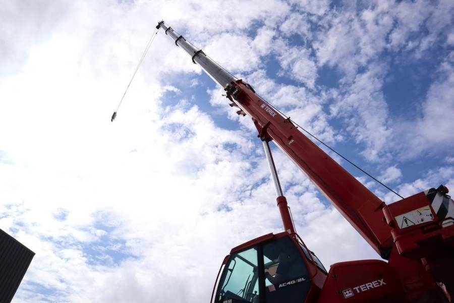 All terrain crane Terex AC40/2L Diesel, 4x4 Drive And 4-Wheel Steering, 40: picture 18