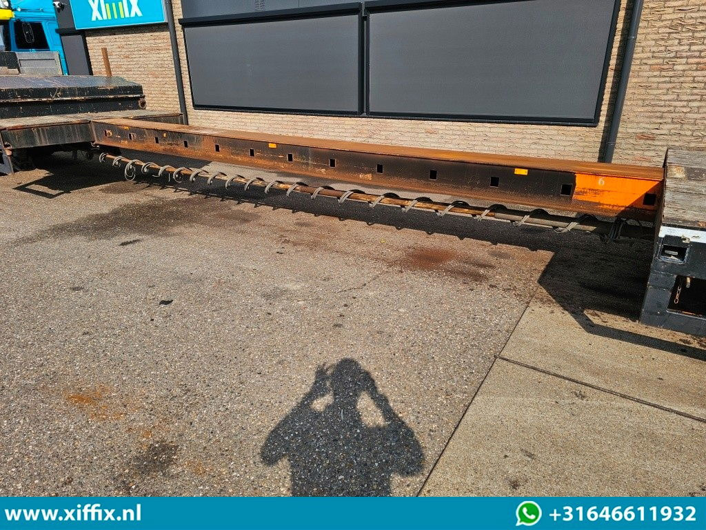 Low loader semi-trailer Broshuis 4-ass. Uitschuifbare semi dieplader / 2x naloop gestuurd: picture 9