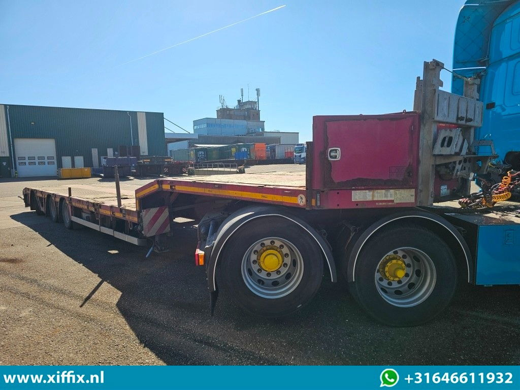 Low loader semi-trailer Doll 3-ass. Uitschuifbare Semi dieplader / 1x naloop gestuurd: picture 9 Low loader semi-trailer Doll 3-ass. Uitschuifbare Semi dieplader / 1x naloop gestuurd: picture 9