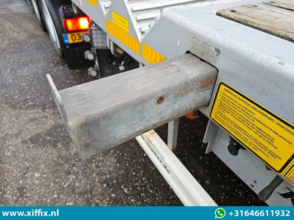 Dropside/ Flatbed semi-trailer Kässbohrer 3-ass. Vlakke uitschuifbare Mega oplegger / Naloop gestuurd: picture 12