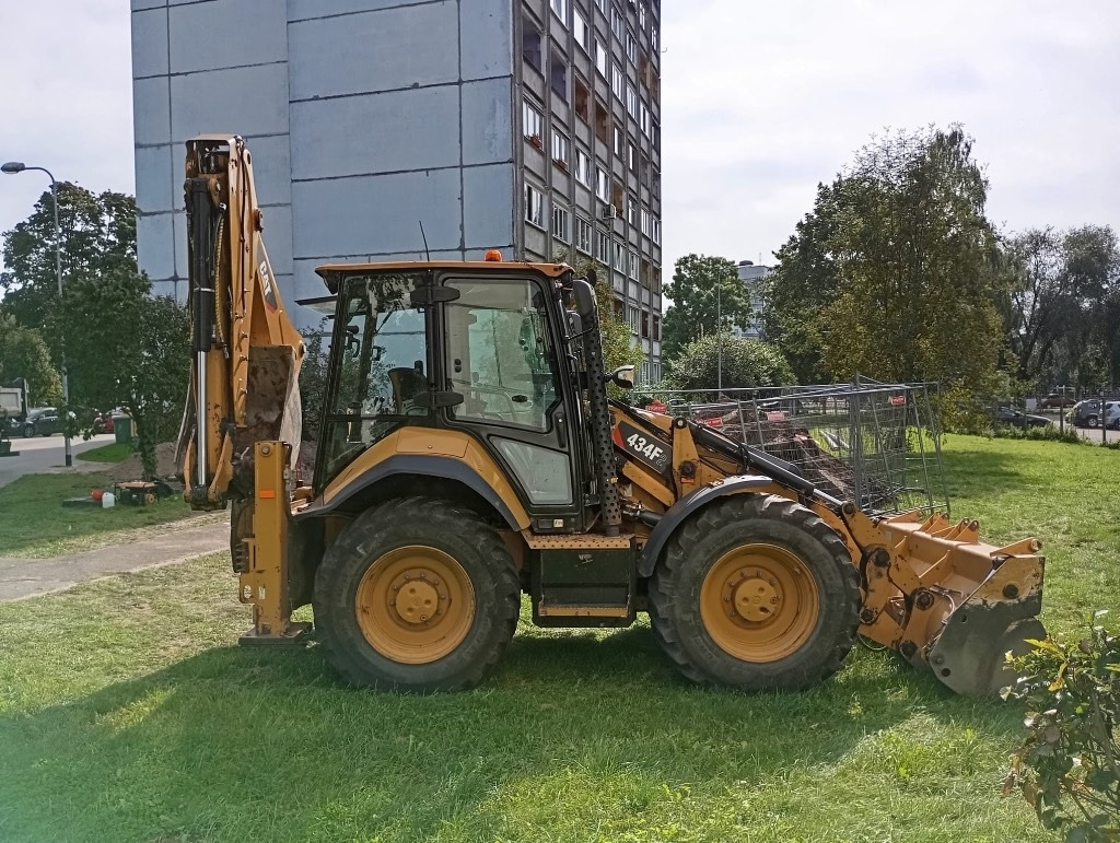 CAT 434 F - Backhoe loader: picture 2 CAT 434 F - Backhoe loader: picture 2