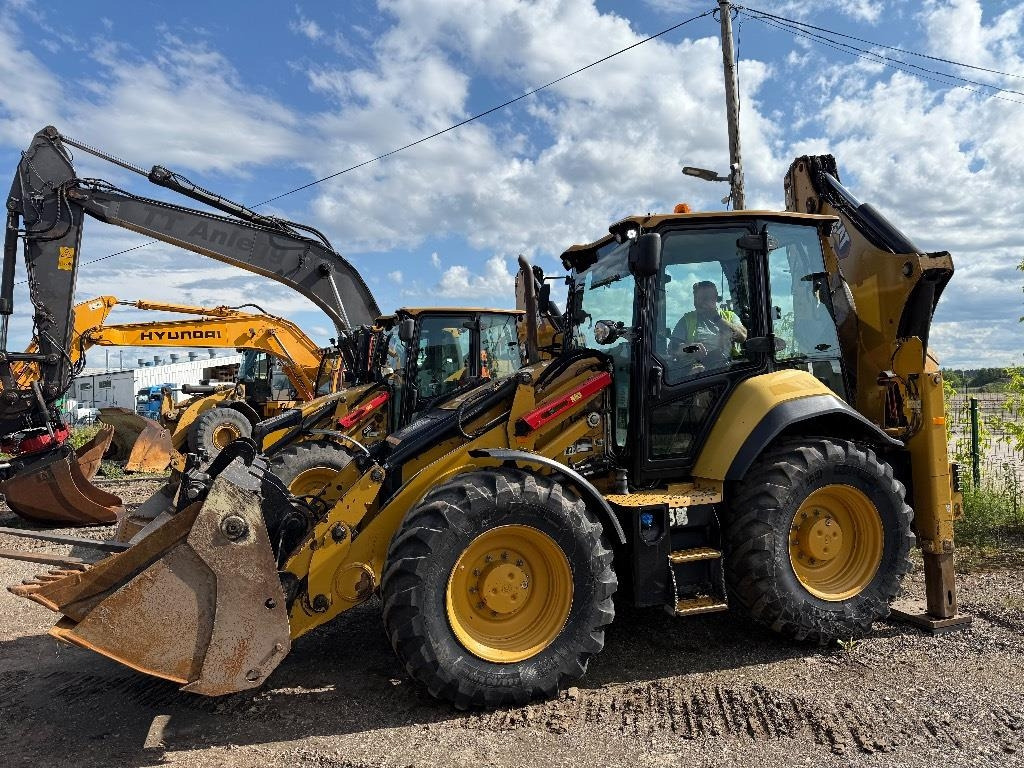 CAT 444 - Backhoe loader: picture 3 CAT 444 - Backhoe loader: picture 3