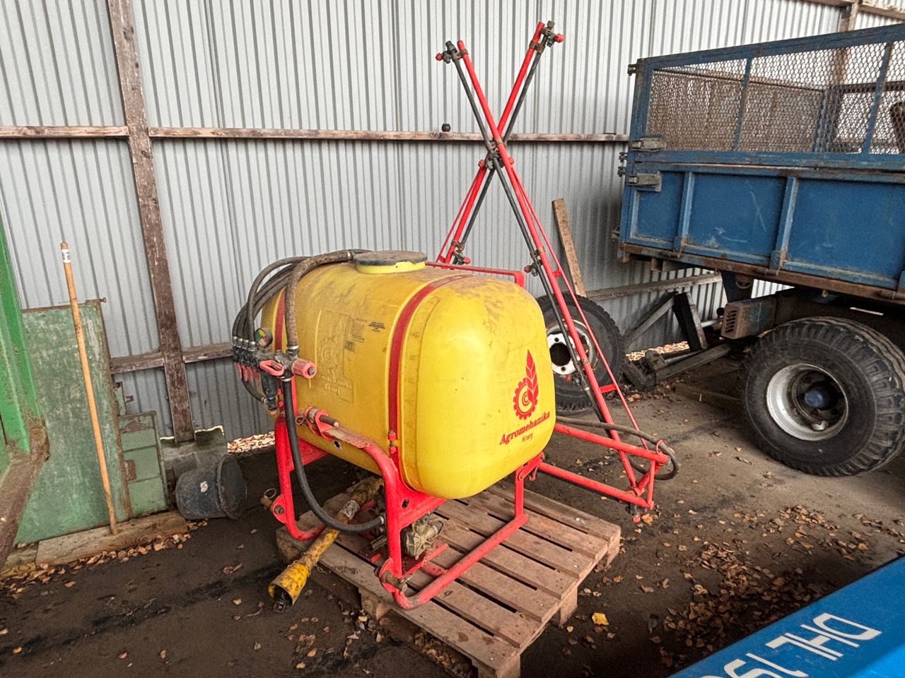 Agromehanika AGS 440 - Tractor mounted sprayer: picture 1 Agromehanika AGS 440 - Tractor mounted sprayer: picture 1