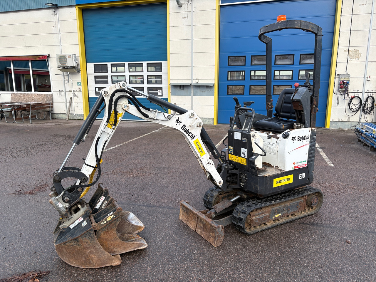 Bobcat E10 - Excavator: picture 1 Bobcat E10 - Excavator: picture 1