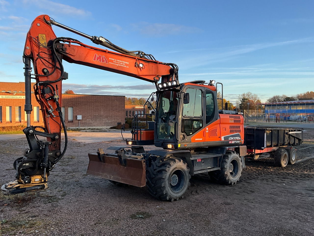 Doosan DX170W-5 - Excavator: picture 1 Doosan DX170W-5 - Excavator: picture 1