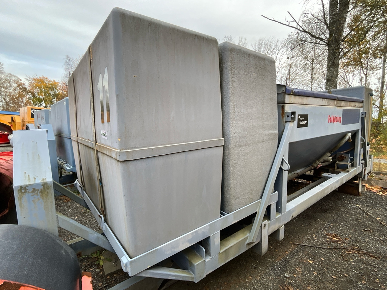 Falköping CLC-647 - Sand/ Salt spreader: picture 1 Falköping CLC-647 - Sand/ Salt spreader: picture 1