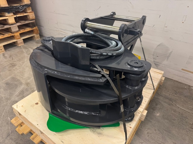 Henima 04 - Construction equipment: picture 1 Henima 04 - Construction equipment: picture 1