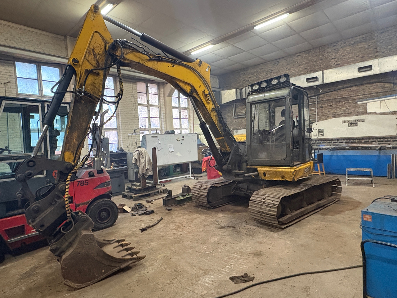 JCB 85 Z-1 - Excavator: picture 1 JCB 85 Z-1 - Excavator: picture 1