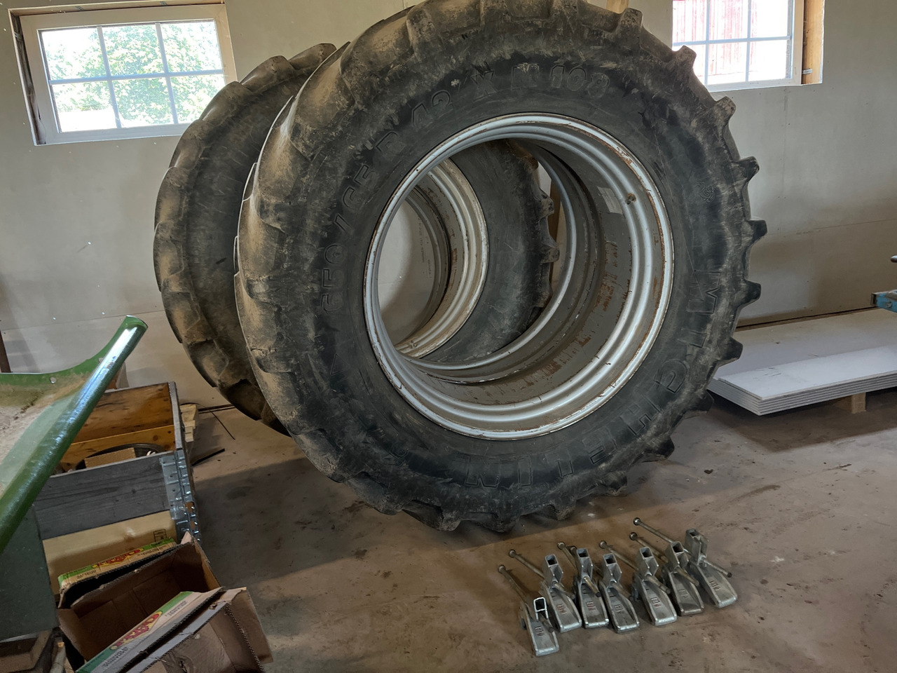 Michelin - Tire for Agricultural machinery: picture 1 Michelin - Tire for Agricultural machinery: picture 1