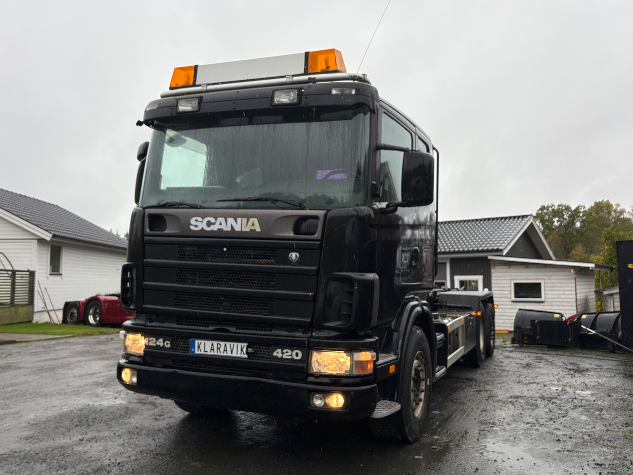 Scania 124G 420 - Hook lift truck: picture 1 Scania 124G 420 - Hook lift truck: picture 1