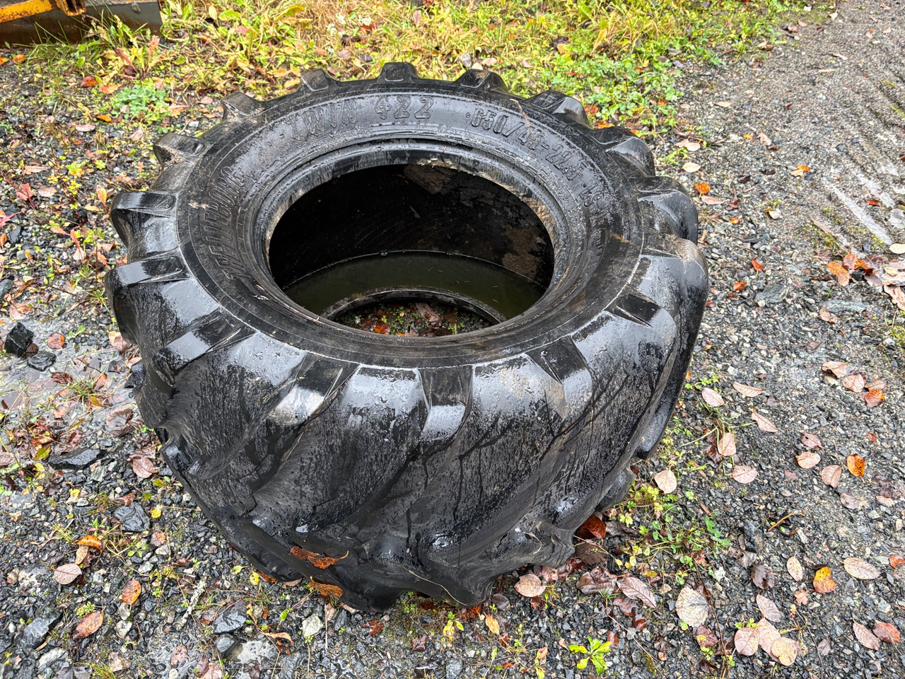 Trelleborg Twin 422 - Tire for Construction machinery: picture 1 Trelleborg Twin 422 - Tire for Construction machinery: picture 1