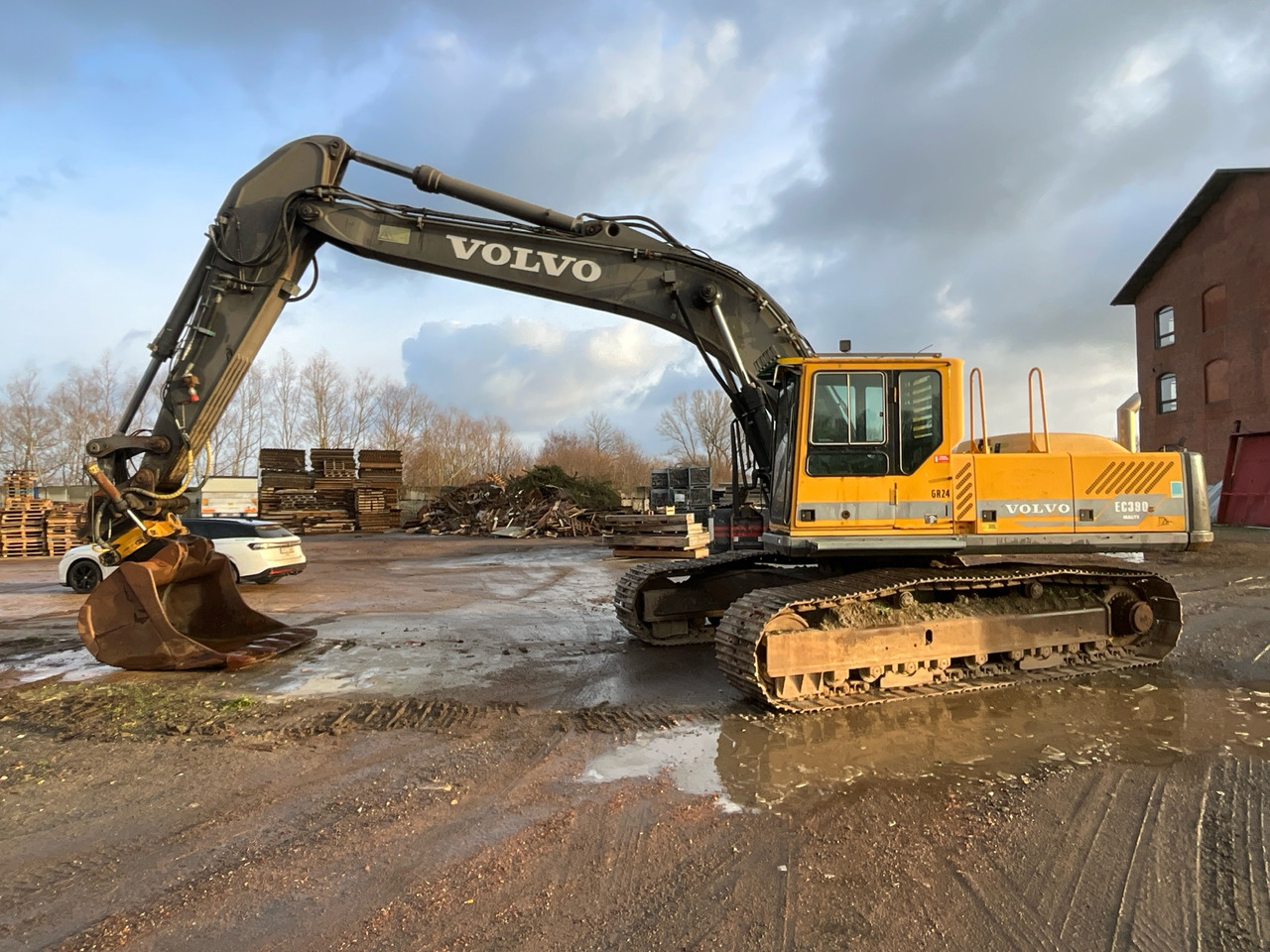 Volvo EC390 - Excavator: picture 1 Volvo EC390 - Excavator: picture 1
