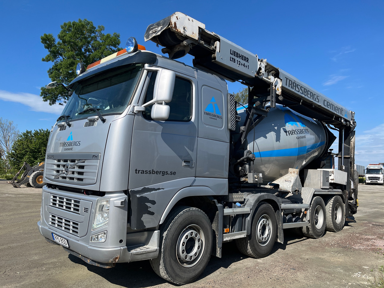 Volvo FH 540 - Concrete mixer truck: picture 1 Volvo FH 540 - Concrete mixer truck: picture 1