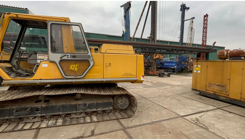 JCB JS 200 LC - Drilling rig: picture 3 JCB JS 200 LC - Drilling rig: picture 3