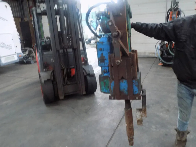 Krupp boormotor voor gesteente met hamer - Drilling rig: picture 4 Krupp boormotor voor gesteente met hamer - Drilling rig: picture 4