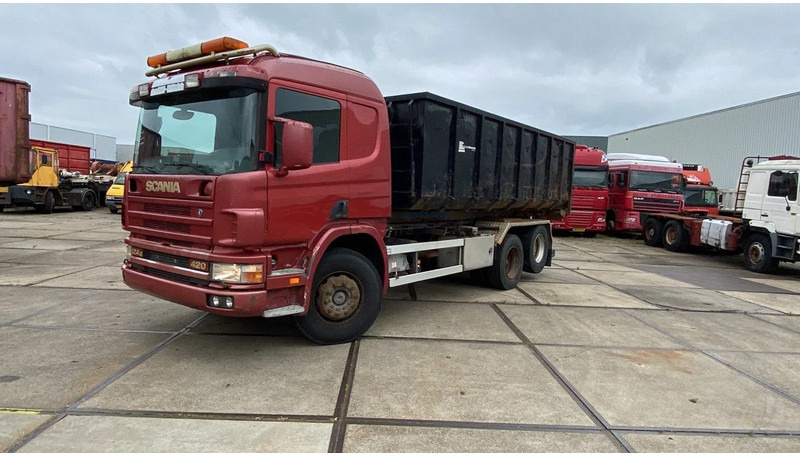 Scania P P124 GB6X2NA - Hook lift truck: picture 1 Scania P P124 GB6X2NA - Hook lift truck: picture 1