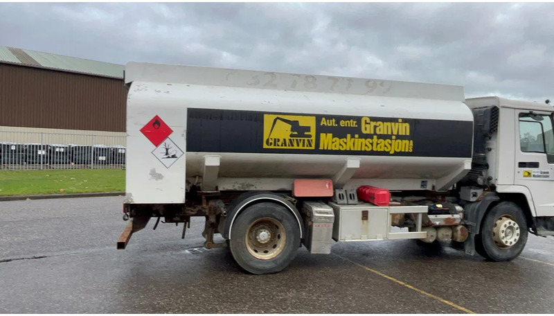 Volvo FL 7 Volvo FL7 285 Fuel tanker 4x2 - Tanker truck: picture 5 Volvo FL 7 Volvo FL7 285 Fuel tanker 4x2 - Tanker truck: picture 5