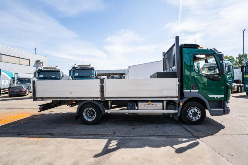 DAF LF 180 (10T.) - Dropside/ Flatbed truck: picture 3 DAF LF 180 (10T.) - Dropside/ Flatbed truck: picture 3