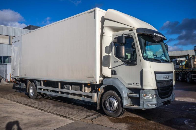 DAF LF 220(16t)+DHOLLANDIA - Box truck: picture 2 DAF LF 220(16t)+DHOLLANDIA - Box truck: picture 2